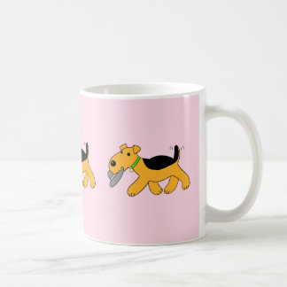 Cão de Kawaii Airedale Terrier com uma caneca do