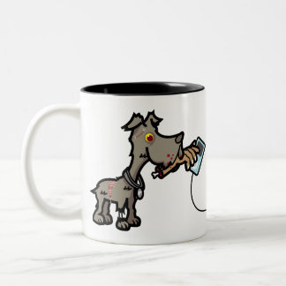 Cão do zombi que busca a caneca do Dois-Tom