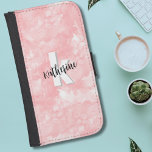 Capa Carteira Para Samsung Galaxy S4 Monograma inicial de cor d'água cor rosa da tendên<br><div class="desc">Um pano de fundo cor-de-água cor-de-rosa pincelado suave fornece a canvas de uma capa de telefone monográfica fofa e contemporânea, com iniciais e nome. A paleta de cores preta e branca do monograma, composta por fontes modernas limpas e misturadas a fontes de script, exude um charme simples, mas divertido. Quer...</div>