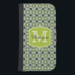 Capa Carteira Para Samsung Galaxy S4 Padrão de Flores Verdes do Monograma<br><div class="desc">Design de padrão floral abstrato de monograma personalizado.</div>