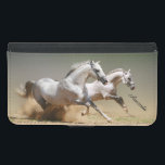 Capa Carteira Para Samsung Galaxy S5 Raça aos cavalos de vento e nome do monograma - Ga<br><div class="desc">A cena apresenta dois cavalos brancos correndo em uma planície aberta. Fotografia animal maravilhosa e certamente agradar a qualquer amante de cavalos. Personalize o texto do nome ou exclua.</div>