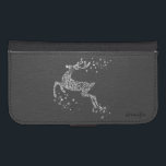 Capa Carteira Para Samsung Galaxy S4 Rena Voadora Floral Branca<br><div class="desc">Toneladas brancas retro flores voando renas sobre couro preto. Disponível em outros produtos</div>