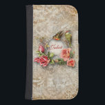Capa Carteira Para Samsung Galaxy S4 Rosa de Vintage Damask Personalizado<br><div class="desc">Design de inspiração romântica, inspirada em vintage, com área de personalização rodeada por florescimento de ornamentados, pássaros e espadilhas de rosas em um fundo damasco angustiado. Nota: Efeitos esculpidos, gravados, gravados e dimensionais, aspecto em camadas, envelhecido ou corroído, texturas e sombras obtidas digitalmente. O produto tem uma superfície plana. Documento...</div>