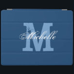 Capa de ipad magnética monográfica personalizada |<br><div class="desc">Capa de ipad magnética monográfica personalizada | Marinho azul e branco. Cobrir de nome personalizado com letra monograma. Texto de tipografia de imagem e de escrita elegante. Boa ideia para o aniversário ou o Natal. Adequado para homens,  mulheres e crianças.</div>