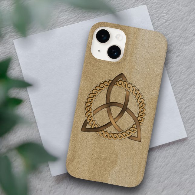 Capa de iPhone 14 com Nó de Trindade Triquetra Cel (Criador carregado)