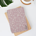 Capa Para iPad Air Flores cor-de-rosa macio e aquarelas<br><div class="desc">Um tom favorito de rosa e coberto por um conjunto de flores bonito de aquarela. Adicione seu nome para esse toque de personalização.</div>