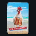 Capa Para iPad Mini Gajo Chillin do galo na praia em troncos de<br><div class="desc">Bom engraçado da sensação! Avanti,  o humor global Brand™ foi divertido o mundo com seus cartões seriamente engraçados por mais de 35 anos. Nossos caráteres vivem vida ao mais completo e comemoram o humor na vida quotidiana.</div>