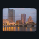 Capa Para iPad Mini Linha Do Céu Em Dusk, No Grande Rio 2<br><div class="desc">Randa Bishop / DanitaDelimont.com EUA,  América do Norte,  Michigan</div>