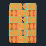 Capa Para iPad Mini Meio século Mini Cobrir Padrão Laranja Moderno iPa<br><div class="desc">Bata, bata. Quem está aí? Meio século moderno padrão laranja iPad Mini Cobrir! Ei, com um design neste retrato, você não precisa de uma linha de soco. Este padrão perfeitamente modular apresenta um fundo laranja vibrante e filas de uma forma adorável de cozinha em verde, vermelho, turquesa, preto e branco...</div>