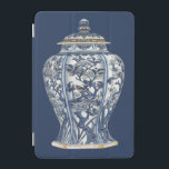 Capa Para iPad Mini Vaso de Porcelana Azul e Branco pelo Vision Studio<br><div class="desc">Um vaso de porcelana azul e branco,  atraente,  coberto por intrincados designs florais. Uma criação do Vision Studio,  esta peça incrível pareceria excelente na sua parede. Confira!</div>