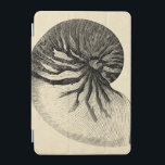Capa Para iPad Mini Vintage Black and White Conch Shell<br><div class="desc">Obtenha esta única imagem de concha branca e preta no seu próximo produto. Este incrível fundo de sépia com um Conch Negro e Branco parecerá excelente em qualquer coisa. Leve a praia com você para onde quer que vá.</div>