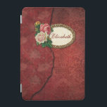 Capa Para iPad Mini Vintage Torn Red Damask and Rosa Personalizado<br><div class="desc">Camadas de damasco vermelho envelhecido com borda rasgada,  estrutura de filigrana dourada e rosas de safra. Nota: Efeitos esculpidos,  gravados,  gravados e dimensionais,  aspecto em camadas,  envelhecido ou corroído,  texturas e sombras obtidas digitalmente. O produto tem uma superfície plana.</div>