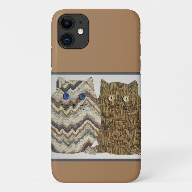 Capa Para iPhone 11 2 Fat Cats #1 (Verso)