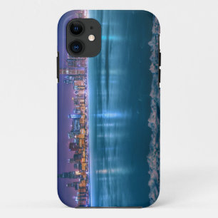 Capa Para iPhone 11 A neve e o gelo abundam no lago Michiga no ártico