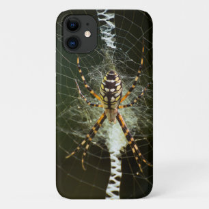 Capa Para iPhone 11 Aranha-do-jardim amarela fechada