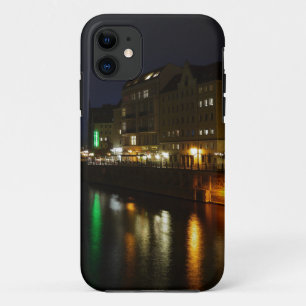 Capa Para iPhone 11 Berlin Germany Night Spree Alemanha Nacht