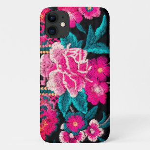 Capa Para iPhone 11 Bordado boêmico parece cor-de-rosa