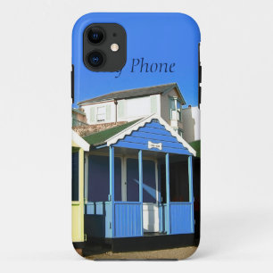 Capa Para iPhone 11 Cabanas de praia e céus azuis, foto de costa ingl