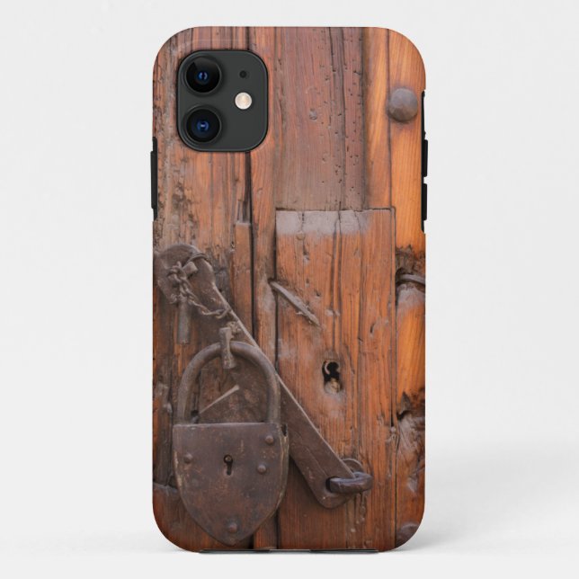 Capa Para iPhone 11 Cadeado em porta de madeira (Verso)
