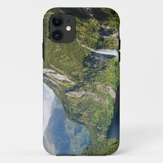 Capa Para iPhone 11 Campbells Kingdom, Doubicing Sound, Fiordland (Verso)