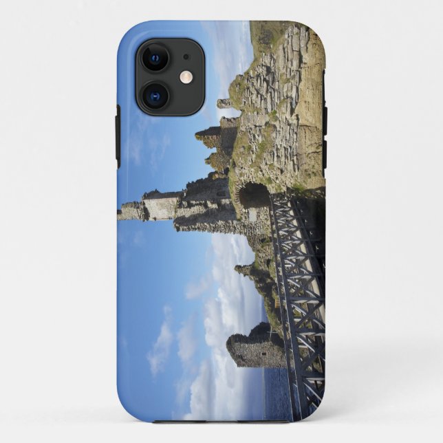 Capa Para iPhone 11 Castelo Sinclair Girnigoe, Wick, Caithness, (Verso)