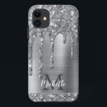 Capa Para iPhone 11 Cinza Prateada Monogramada Glitter Glitter Gliers<br><div class="desc">A cinza cintilante prateada moderna goteja nome e capas de iphone monograma. Este design apresenta pingos de brilho de cinza prateada em fundo de metal escovado de cinza com modelo de texto personalizado monograma inicial e nome próprio personalizado. Presente feminino perfeito. Se precisar de ajuda ou itens correspondentes, entre em...</div>