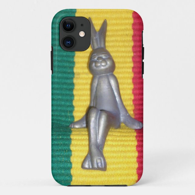 Capa Para iPhone 11 Coelhinho em Cores Rasta: Um Toque de Impressão de (Verso)