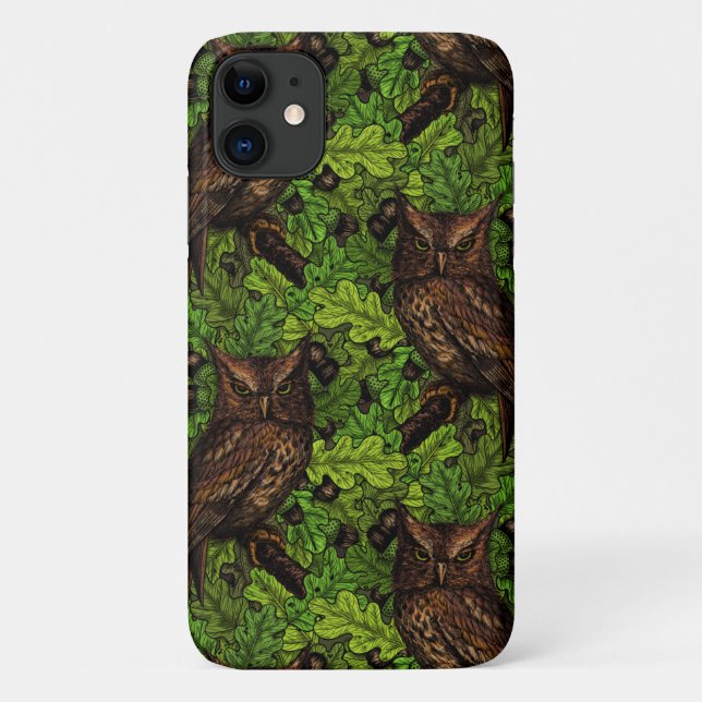 Capa Para iPhone 11 Corujas de carvalho, verdes e castanhos (Verso)