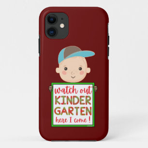 Capa Para iPhone 11 CUIDADO JARDIM DE INFÂNCIA AÍ VOU EU engraçado fof