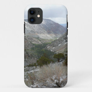 Capa Para iPhone 11 Dirigindo pelas montanhas Snowy Sierra Nevada