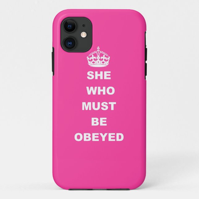 Capa Para iPhone 11 Ela que deve ser obedecida (Verso)