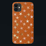 Capa Para iPhone 11 Estrelas metálicas, matizes de ouro pálidas e cobr<br><div class="desc">Estrelas num gradiente metálico em tons de ouro pálido e cobre,  com um ligeiro efeito elevado / 3 d,  contra um fundo de ferrugem / de cobre</div>