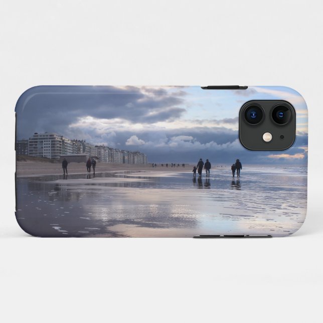 Capa Para iPhone 11 Evening Sky Wenduine Beach, Bélgica (Verso (horizontal))