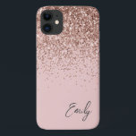 Capa Para iPhone 11 Girassol Rosa Rosa Rosa Rosa Rosa Dourada Monogram<br><div class="desc">Rosa Dourado feminino - Faísca rosa pincelada e esfregando brilho no nome do monograma de metal escovado e no telefone inicial. Isto faz o doce e perfeito aniversário de 16 anos, casamento, chá de panela, aniversário, chá de fraldas ou festa de solteira presente para alguém que ama luxo de luxo...</div>