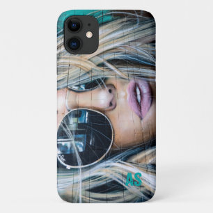 Capa Para iPhone 11 Grafite Loura Garota com óculos redondos monogram