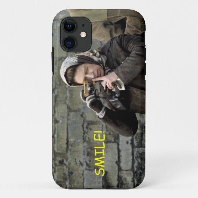 Capa Para iPhone 11 HM Rainha Elizabeth Camera Sorria! (Verso)