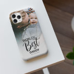 Capa Para iPhone 11 Melhor Pai do Mundo | Foto<br><div class="desc">Procurando um presente único para o Pai, perfeito para o dia de os pais, aniversários ou só para dizer que te amo! Esta design moderna simplista apresenta texto de tipografia que lê 'WORLDS MELHOR PAI' e sua foto favorita. O estilo de fonte de texto editável pode ser alterado clicando no...</div>