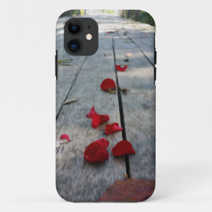 Capa Para iPhone 11 Mesas vermelhas perdidas