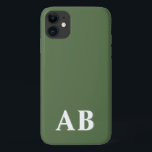 Capa Para iPhone 11 Monograma inicial mínimo verde<br><div class="desc">Esta design de capa de telefone apresenta um simples design moderno em verde e branco. Faça uma capa de telefone gentil com nome e inicial personalizados. Será um presente legal e único para alguém especial ou para você mesmo. Se quiser alterar as fontes ou a posição, clique no botão "Personalizar...</div>