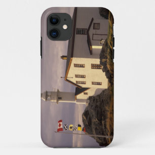 Capa Para iPhone 11 NA, Canadá, Terra Nova, Lobster Cove. Lagosta