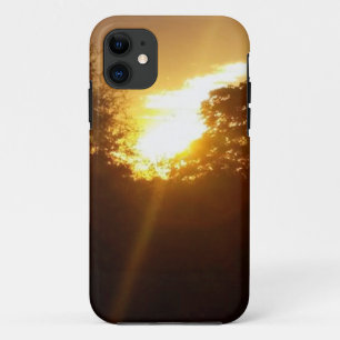 Capa Para iPhone 11 Nascer do sol brilhante sobre as árvores