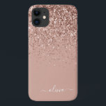 Capa Para iPhone 11 Nome do Monograma Dourado da Brilhante Rosa Rosa R<br><div class="desc">Rosa Dourado - Faísca rosa pincelada e esfregando brilho no nome do monograma de metal escovado e no telefone inicial. Isto faz o doce e perfeito aniversário de 16 anos, casamento, chá de panela, aniversário, chá de fraldas ou festa de solteira presente para alguém que ama luxo de luxo e...</div>