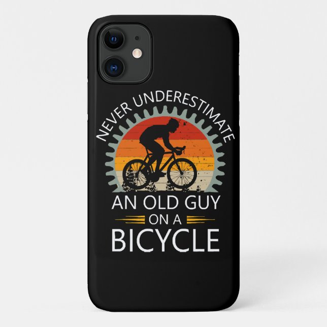 Capa Para iPhone 11 Nunca Subestimar Uma Cara Antiga Em Uma Bicicleta (Verso)