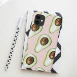 Capa Para iPhone 11 Padrão Moderno De Pastel Rosa E Verde Avocado<br><div class="desc">Padrão Moderno De Pastel Rosa E Verde Avocado</div>