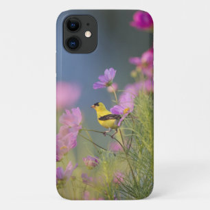 Capa Para iPhone 11 Pássaro Amarelo nas Flores