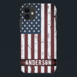 Capa Para iPhone 11 Personalizar Bandeira Azul-Americana Vermelha Patr<br><div class="desc">CAPAS DE IPHONE Americana de Bandeira em uma angustiada design russa. Esta bandeira americana capa de telefone com estrelas e listras em branco vermelho e azul. Personalize esta capa de telefone patriótica da bandeira americana com nome. COPYRIGHT © 2020 Judy Burrows, Black Dog Art - Todos Os Direitos Reservados. Personalizar...</div>