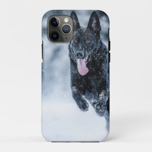 Capa Para iPhone 11 Pro Black German Shepherd in snow Duvet Cover