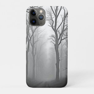 Capa Para iPhone 11 Pro Caminho Misterioso da Floresta Nebulosa