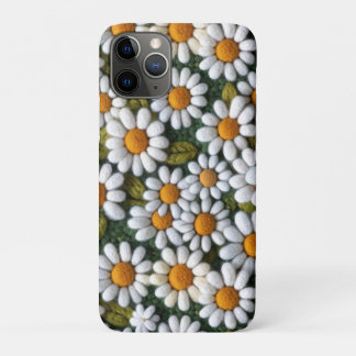 Capa Para iPhone 11 Pro Crochet White Daisies Spring Wildflowers