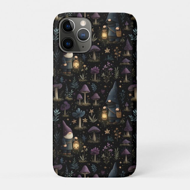 Capa Para iPhone 11 Pro Dark Fantasy Gnomo e Mushroom Pattern (Verso)